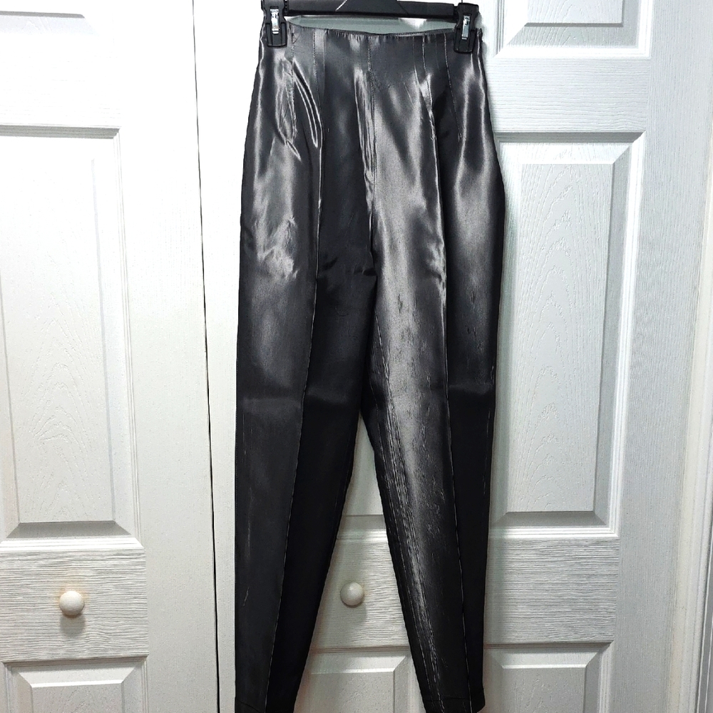 Elite Collection, Vintage High-Waisted Elegant Silver/ Metalic Pants Size 2